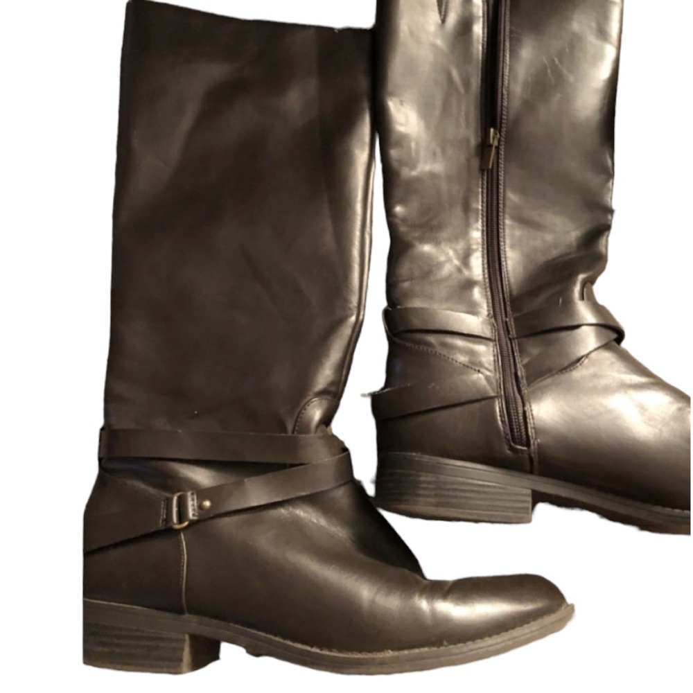 Chaps size 9.5 brown knee high boots vegan leather like new